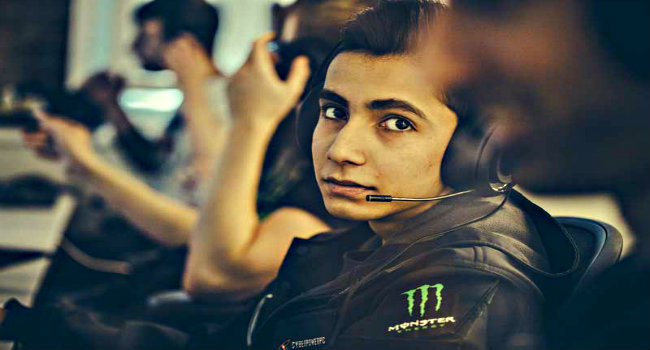 How a Pakistani teen Sumail Hassan made $200000 in e-sports