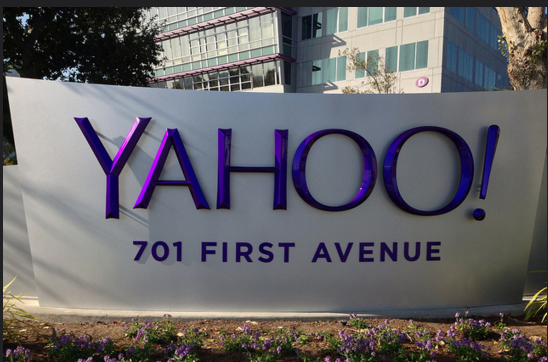 Verizon to Announce $5 Billion Deal to Buy Yahoo on Monday