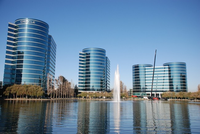 Oracle to Set Up Startup Incubators in India