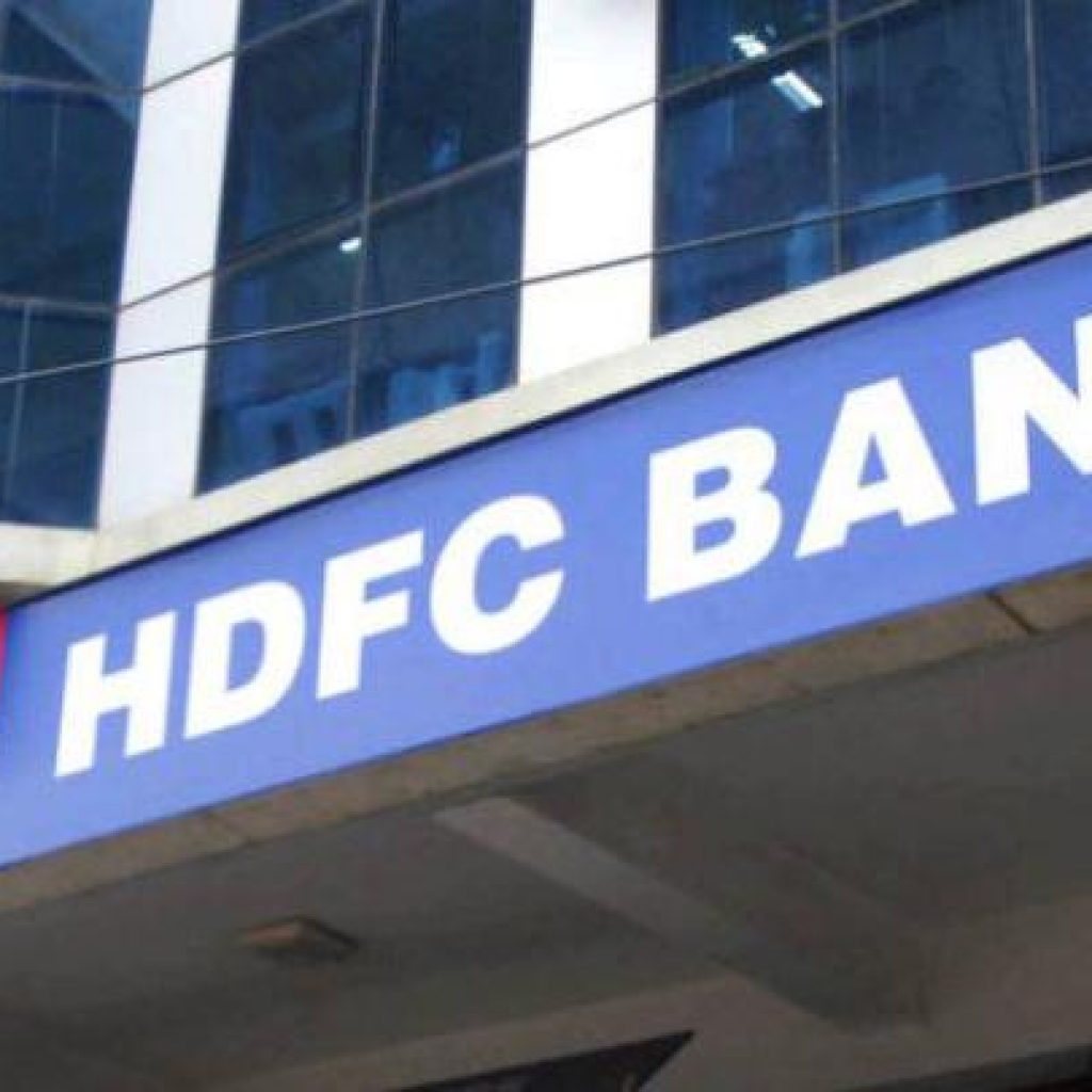 hdfc-bank-launches-chatbot-eva-for-customer-services-pixr8-news