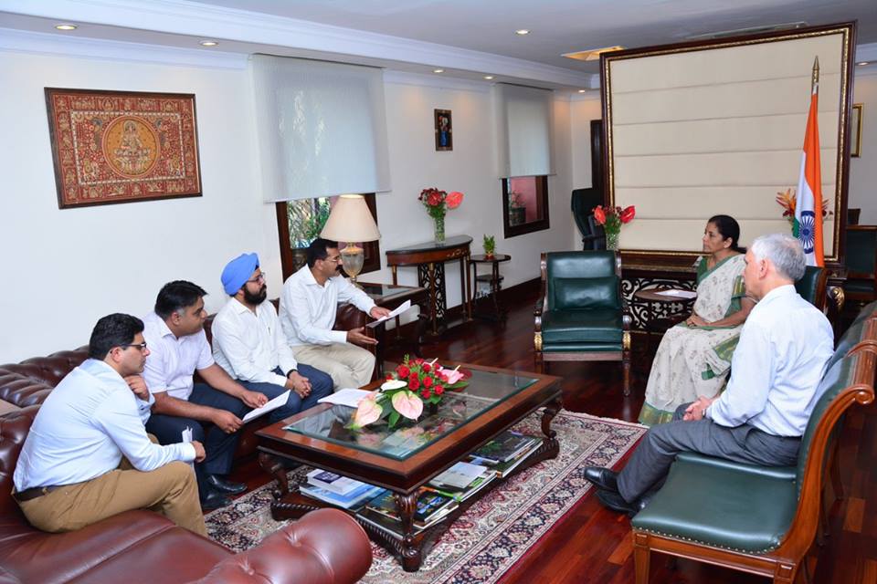 Online Vendors Meet Commerce Minister Nirmala Sitharaman on AskMe Payment Issue