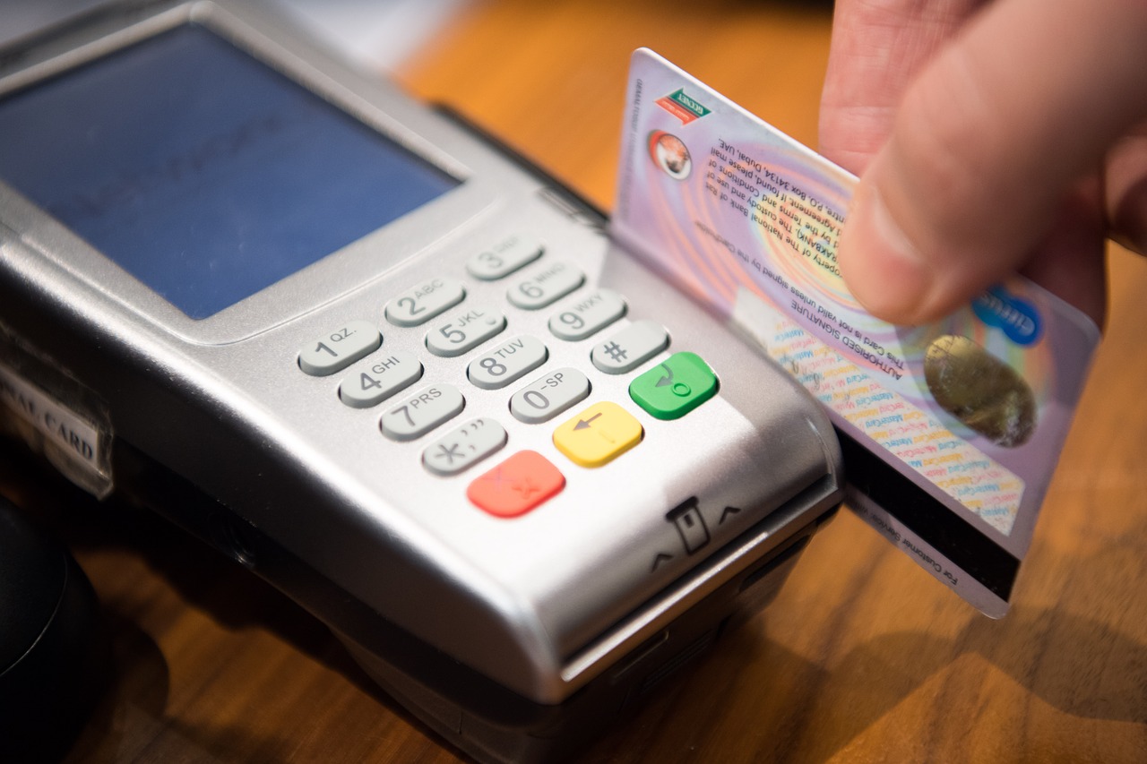 Indian Government Will Bear Merchant Charges On Debit Cards To Promote Digital Transactions