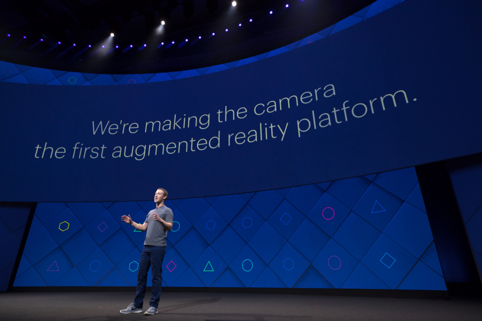 Facebook to combine AR, VR and News Feed with 3D Posts