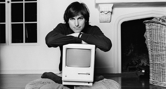 The Journey of Apple from Apple I Computers to Top Smartphone Selling Company