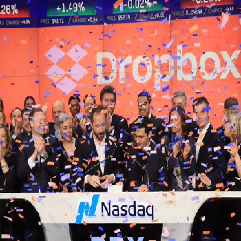 Dropbox-Dominates-Share-Market-as-Valuation-Soared-After-IPO