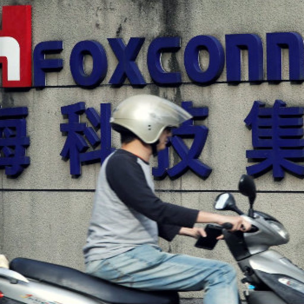 Foxconn-Unit-To-Raise-$4.3-Bn-in-China-Biggest-IPO-Since-2015