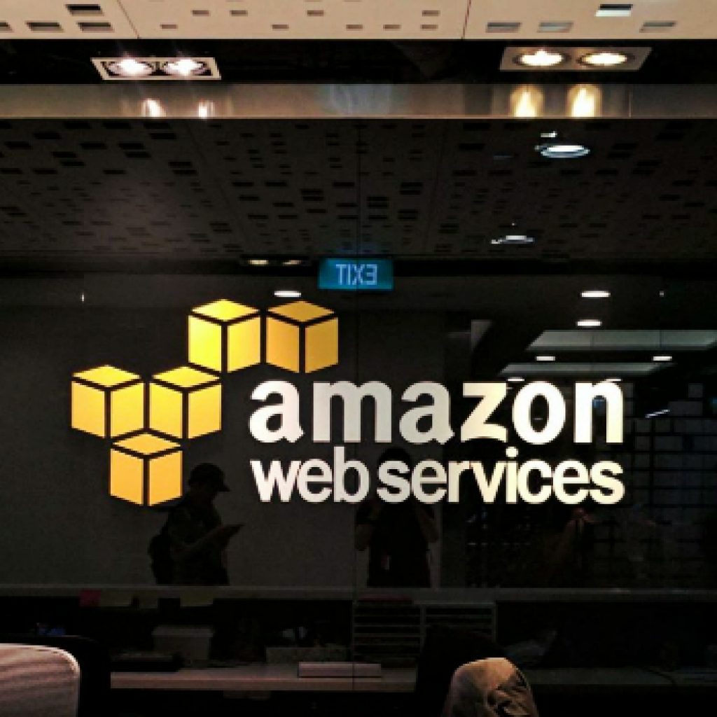 Amazon Web Services Eyes to Sell its Networking Switches