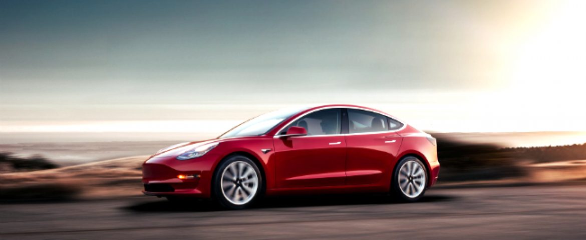 Tesla Rolls Out a Cheaper, Mid-Range Model 3