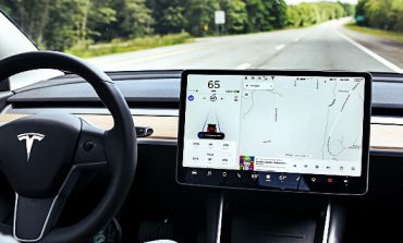 Tesla's 'Autopilot' engaged in Florida fatal crash: Report