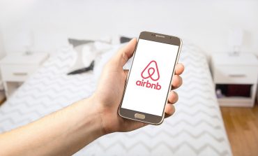 Airbnb boosts IPO price range as it looks to raise $3.09 billion